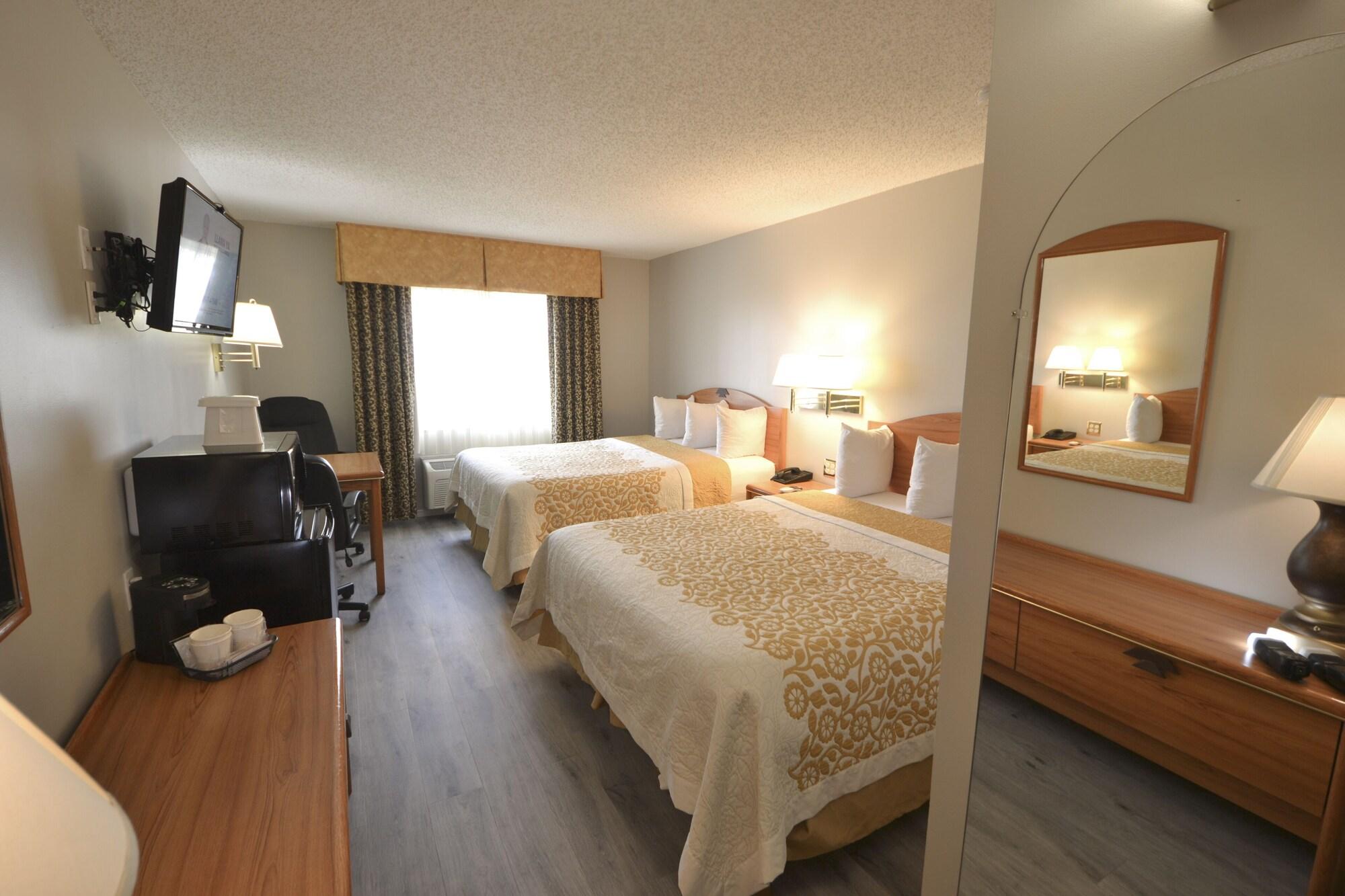 Days Inn & Suites By Wyndham Airport Albuquerque Buitenkant foto
